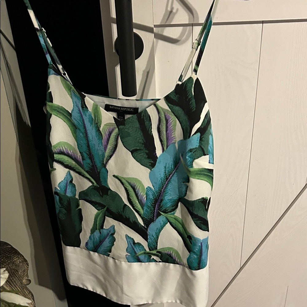 Banana Republic Tropical Leaf Camisole - Green and White